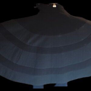 Neiman Marcus Black 2 tone circle skirt size small EUC